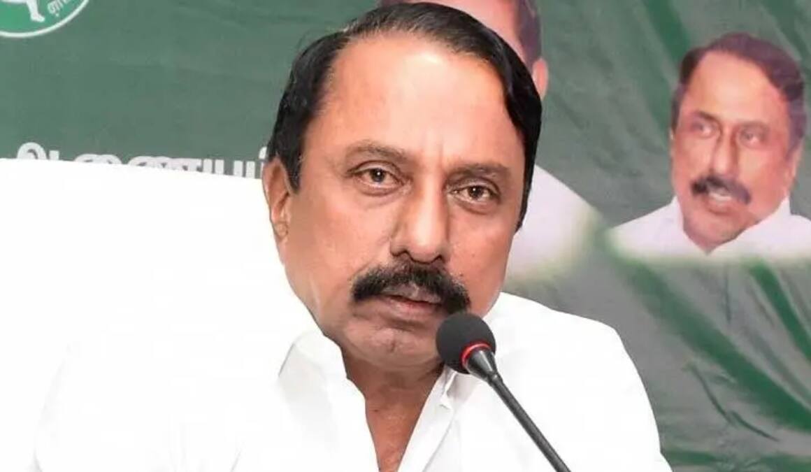 "என்னை அழைத்தது பாஜகதான்" அதிமுகவை இயக்குவது யார்? - செங்கோட்டையன் பரபரப்பு பேட்டி