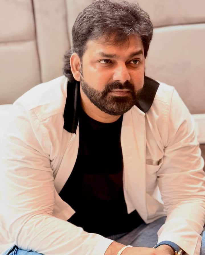 मैं तब भी अजीब फील कर रही थी, क्योंकि में उनकी बहुत रिस्पेक्ट करती हुं, वो मेरे बड़े भैया जैसे हैं. तो मुझे ऐसा क्यों बोला गया.