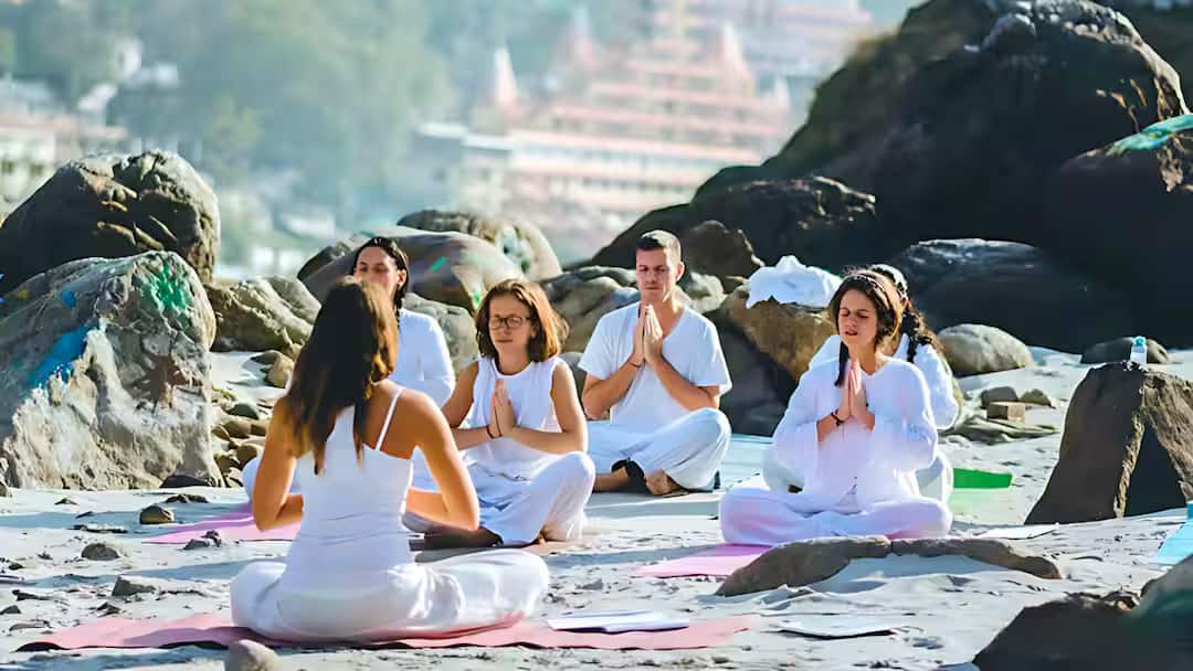 Patanjali: கலாச்சார மறுமலர்ச்சியை ஏற்படுத்தும் ஆயுர்வேதம், யோகா: இந்திய பாரம்பரியத்திற்கான புதிய உலகளாவிய குரல்