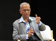 1800 करोड़ रुपये का बायबैक ला रही है Infosys, 23 परसेंट के प्रीमियम पर खरीदे जाएंगे शेयर; जानें रिकॉर्ड डेट