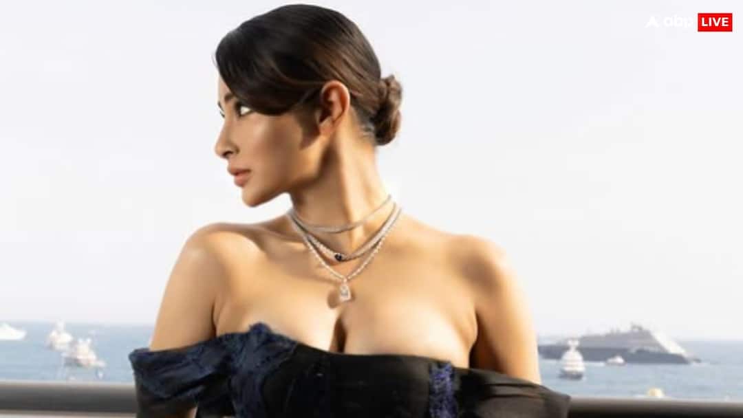 'उसने मेरा मुंह पकड़ा और...', जब 21 साल की उम्र में मौनी रॉय के साथ हुई थी ओछी हरकत, एक्ट्रेस ने सुनाया खौफनाक किस्सा