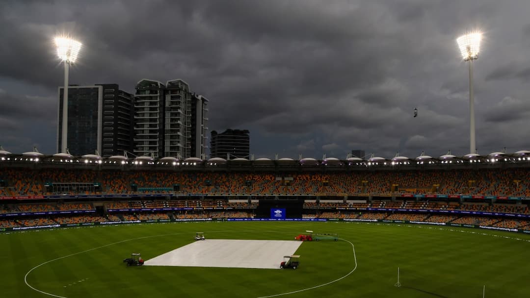 ind vs aus 5th t20 rain prediction brisbane weather report gabba stadium india vs australia भारत-ऑस्ट्रेलिया 5वें टी20 मैच में बारिश, तो टीम इंडिया को इस तरह होगा फायदा; जानें कैसा रहेगा ब्रिसबेन का मौसम?