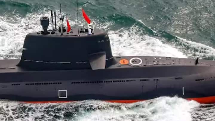 अमेरिका के पास 'ओहायो-क्लास एसएसबीएन ट्राइडेंट II डी5' पनडुब्बियाँ हैं। ये पनडुब्बियाँ बैलिस्टिक मिसाइलों से लैस हैं।