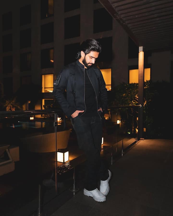 'क्योंकि इतने हफ्तों में  किसी प्वाइंट पर भी ऐसा न लगा. अगर दोनों के बीच कोई रिलेशन होता तो अमाल की तरफ से भी कुछ ऐसी बात होती, लेकिन ऐसा कभी नहीं लगा'.