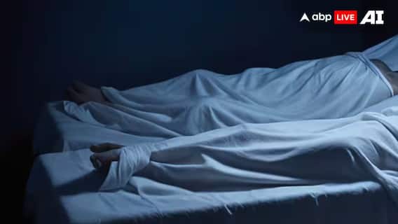 Man Kills Wife At Women's Hostel In Coimbatore, Shares Selfie With Body On WhatsApp