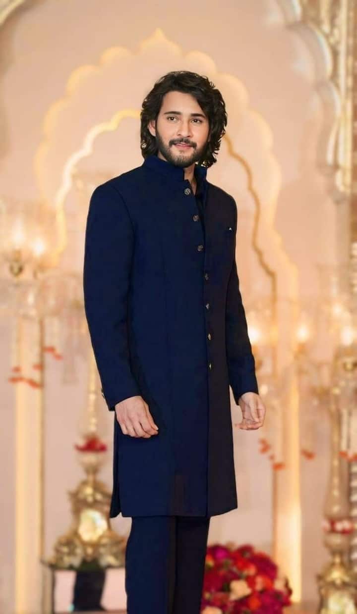 The film is being shot in different locations in the country and abroad. Recently, many pictures went viral from Kenya's news portal in which the star cast was spotted. Let us tell you that Mahesh Babu and Priyanka Chopra will be seen in the lead roles in this film. Whereas Prithviraj Sukumaran will be seen in the role of villain. According to IMDB, R Madhavan will also have a special appearance in this film. According to reports, this action adventure film will be released in 2027.