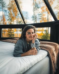 फिनलैंड की खूबसूरती में खोईं वामिका गब्बी, देखें वेकेशन की अनसीन तस्वीरें