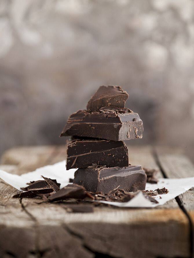 आजच्या काळात चॉकलेट आणि बिस्किट हे दोन्ही पदार्थ जवळजवळ सगळ्यांच्याच आयुष्याचा भाग झाले आहेत.