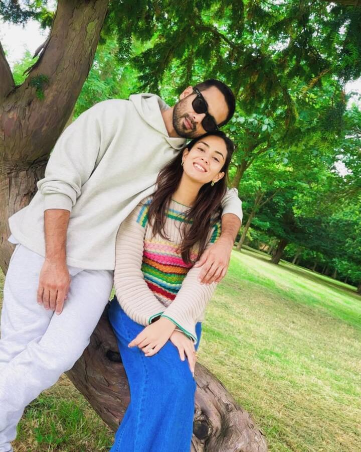 This couple also has two children, daughter Misha and son Zain.