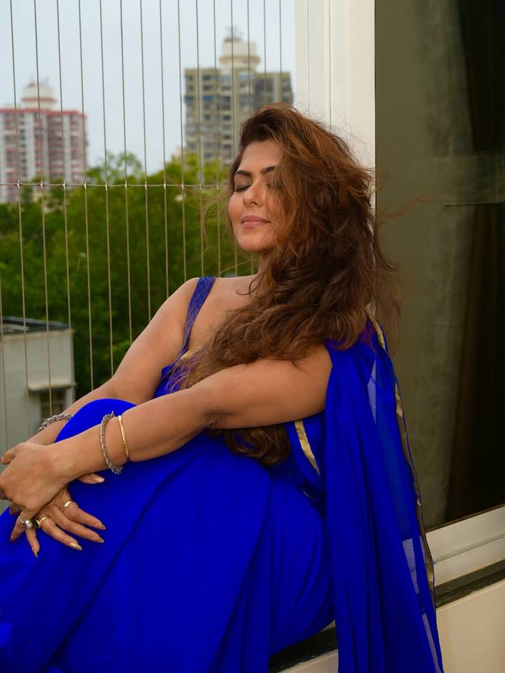 Film Window संग बात करते हुए रिंकू घोष ने कहा- मैं कॉलेज के लिए एक गाने का शूट कर रही थी, मेरे साथ एक को-एक्टर थे और कुछ लोग थे.