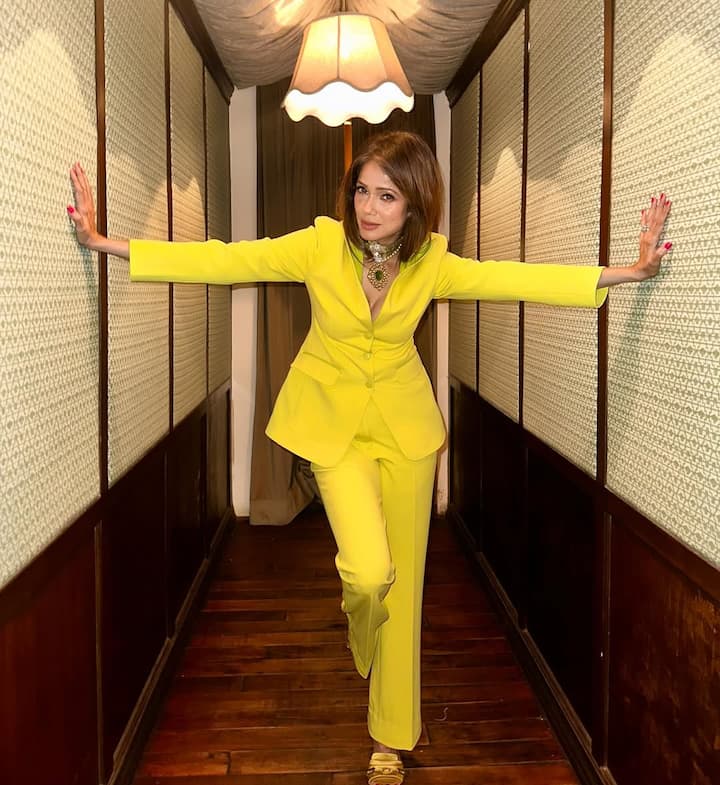 इसके अलावा उन्होंने कई और फिल्मों, वेब सीरीज और एड्स में भी काम किया है.