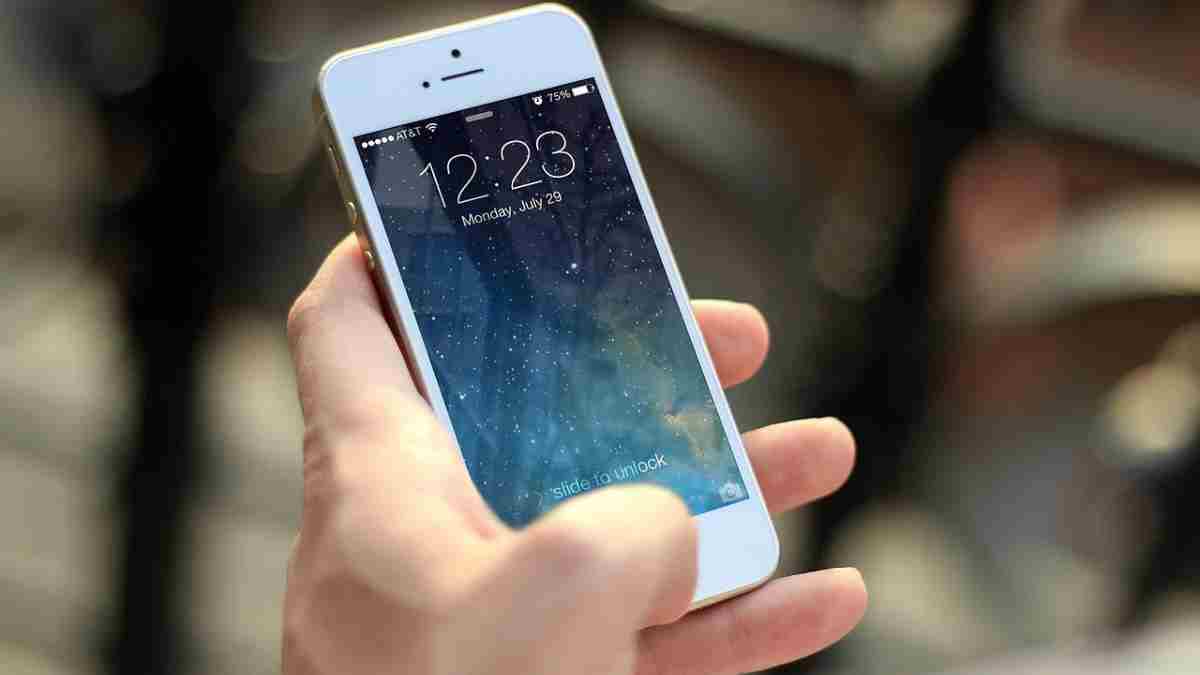 अब आपका पुराना फोन बनेगा कमाई का जरिया! Apple खुद देगा पैसे, जानिए Trade-In ऑफर का पूरा तरीका