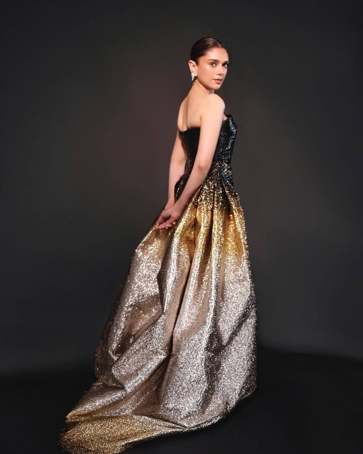 अदिति राव हैदरी बॉलीवुड की बेहद खूबसूरत और टैलेंटेड एक्ट्रेस में से एक है. अदिति अक्सर अपने लुक्स को लेकर चर्चा में रहती हैं.