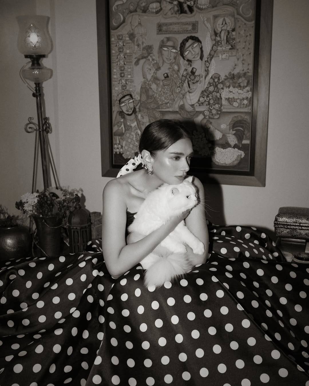 Once again Aditi Rao Hydari proved that she is not only a great artist but also a fashion icon. She can beat many people in terms of style and fashion.