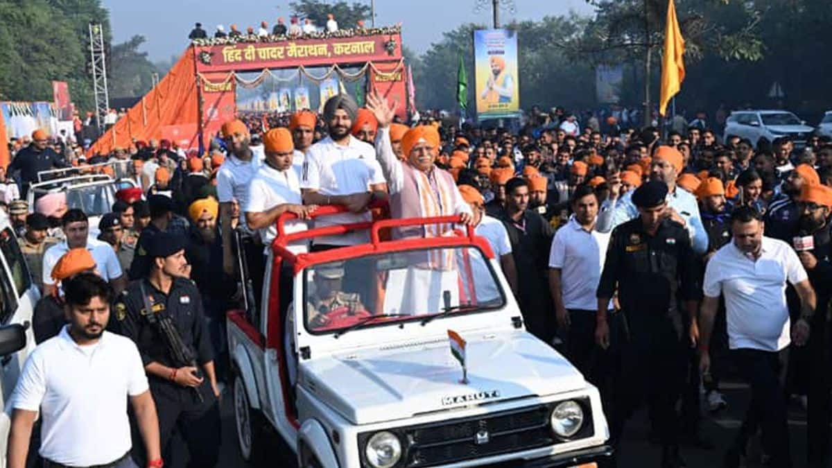 Manohar Lal Khattar Flags Off ‘Hind Di Chadar’ Marathon, Urges Youth To Serve Nation Selflessly