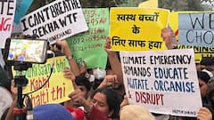 Students, Residents Protesting Against Delhi's Air Pollution Detained By Police