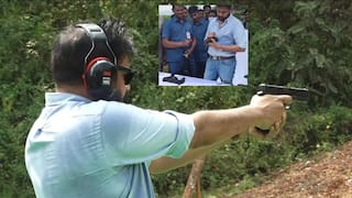 Pawan Kalyan Gun Fire: నులకపేట షూటింగ్ రేంజ్ లో గన్ ఫైర్ చేసిన పవన్ కళ్యాణ్ Photos వైరల్