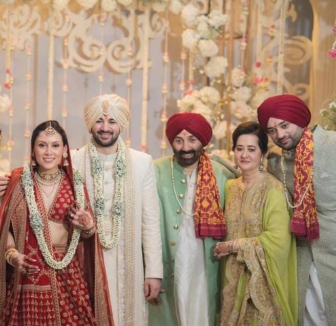 All the children from both the marriages of Dharmendra have settled down and now the veteran actor has become the grandfather and maternal grandfather of a total of 13 children. Pooja, wife of actor's elder son Sunny Deol, stays away from limelight. The couple has two sons Karan and Rajveer who are trying to establish their foothold in Bollywood.