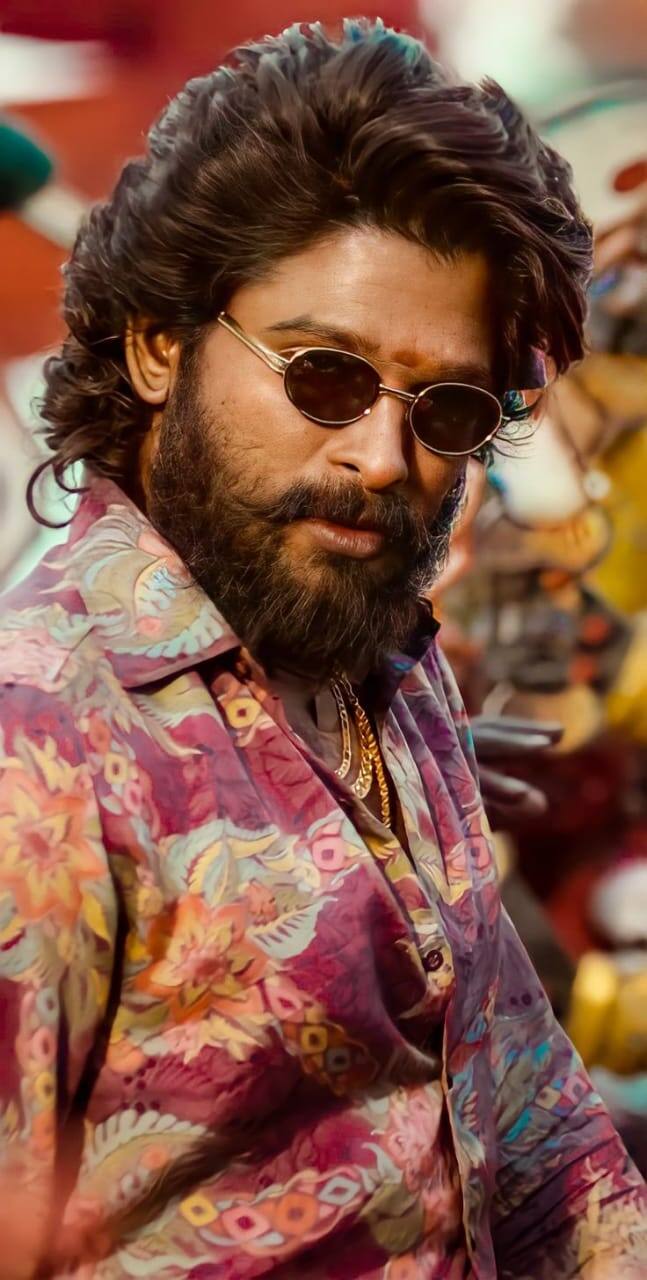 इस लिस्ट के पहले नंबर पर संजय लीला भंसाली की अनटाइटल्ड फिल्म का नाम शुमार है. लल्लनटॉप की रिपोर्ट में बताया गया कि अल्लू अर्जुन और संजय लीला भंसाली इस फिल्म पर 'पुष्पा 2' के पहले से ही काम कर रहे हैं. लेकिन फैंस को इस बात की भनक तब लगी जब एक्टर को फिल्ममेकर के ऑफिस के बाहर स्पॉट किया गया.