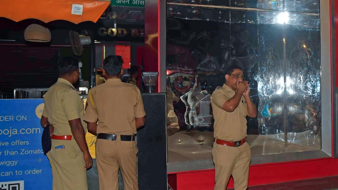 दिल्ली में ब्लास्ट के बाद मुंबई में भी अलर्ट, कई इलाकों की बढ़ाई गई सुरक्षा, जांच एजेंसियां सतर्क