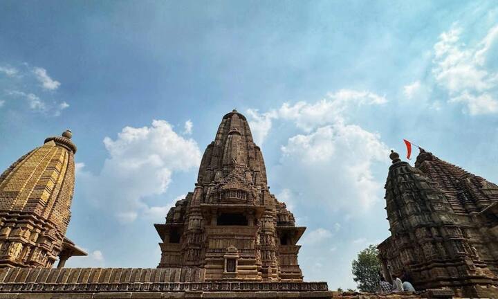 The Khajuraho group of temples, built by the Chandela dynasty between 950 and 1050 AD, are known for their amazing sculpture and craftsmanship. The carvings here depict gods and goddesses, dance art and various aspects of life in great detail.