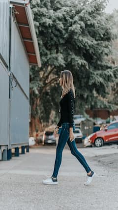 बिना 10,000 कदम चले भी ऐसे रह सकते हैं फिट