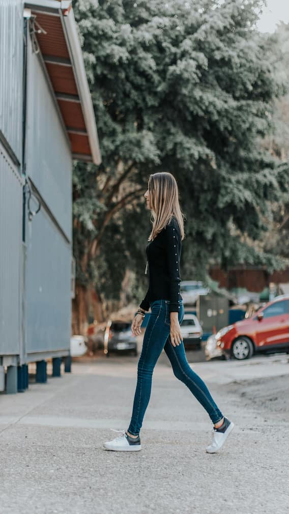 दहा हजार पावलं न चालताही राहू शकता फिट कसं? जाणून घ्या सविस्तर