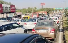 PU ਪ੍ਰਦਰਸ਼ਨ ਕਾਰਨ ਚੰਡੀਗੜ੍ਹ ਪੁਲਿਸ ਨੇ ਸੀਲ ਕੀਤੇ ਬਾਰਡਰ ! ਜ਼ੀਰਕਪੁਰ-ਚੰਡੀਗੜ੍ਹ ਹਾਈਵੇਅ 'ਤੇ ਲੱਗਿਆ ਵੱਡਾ ਜਾਮ, ਗੱਡੀਆਂ ਦੀ ਲੱਗੀਆਂ ਲੰਬੀਆਂ ਕਤਾਰਾਂ