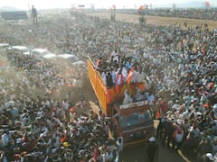 Baidgada Sharyat Sangli: भिर्रर्र...हेलिकॉप्टर बैज्या अन् ब्रेक बैलजोडीने मारले मैदान; सांगलीच्या बैलगाडा शर्यतीत पटकावली मानाची फॉर्च्युनर