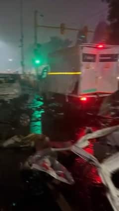 दिल्ली में लाल किले के पास धमाके के बाद की तस्वीरें, ऐसा दिखा मंजर