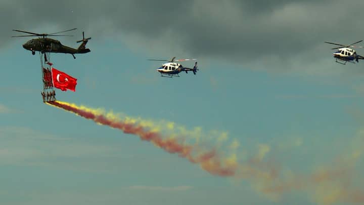 फुटेनमा का रनवे छोटा है, केवल 1,729 फीट लंबा, और आसपास का क्षेत्र समुद्र तल से 9,500 फीट ऊंचा है. ओकिनावा की हिमालयी हवाओं और तूफानी मौसम के कारण टेकऑफ और लैंडिंग दोनों ही बेहद जोखिम भरे होते हैं.