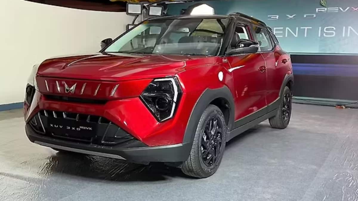Mahindra offers: XUV3XO முதல் Thar Roxx வரை.. ரூ.4.25 லட்சம் தள்ளுபடி தந்த மஹிந்திரா - லிஸ்ட் இதான்!