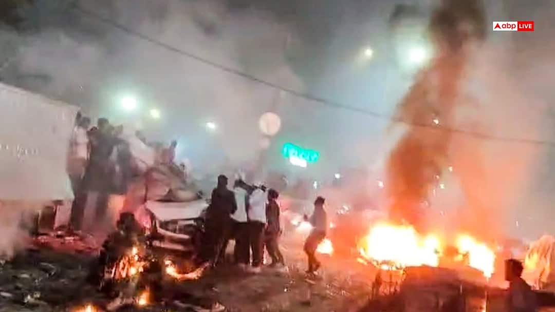 Delhi Red Fort Metro Station Blast probe underway dump data analysis phone tracking on ann दिल्ली धमाका: डिजिटल घेराबंदी से सच आएगा सामने! धमाके के बाद तकनीकी जांच तेज, सोशल मीडिया से लेकर फोन लोकेशन तक सब पर नजर