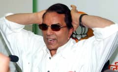 क्या आप जानते हैं अभिनेता धर्मेंद्र ने कहां तक पढ़ाई की थी? जानें गांव के स्कूल से बॉलीवुड तक का सफर