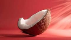 Raw Coconut : કાચું નારિયેળ સ્વાસ્થ્ય માટે છે લાભદાયક, શરીરના અનેક અંગો પર કરે છે અસર