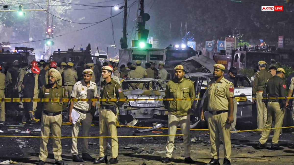 Delhi Blast: கார் குண்டு வெடிப்பால் குலுங்கிய டெல்லி.! பாதுகாப்பை அதிகரியுங்க- அலர்ட் செய்யும் தமிழக அரசியல் தலைவர்கள்