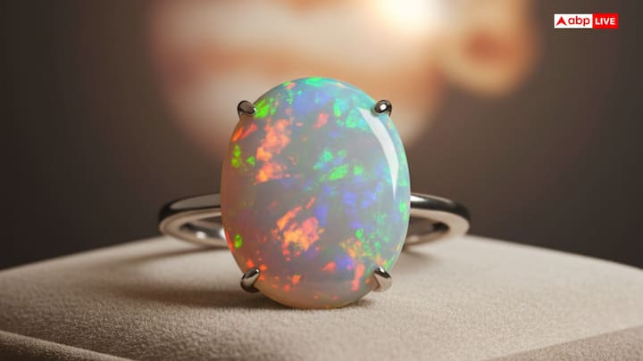 Being the gemstone of Venus, Opal increases sexual potency and can help in overcoming difficulties in conceiving a child, especially if both husband and wife wear it.