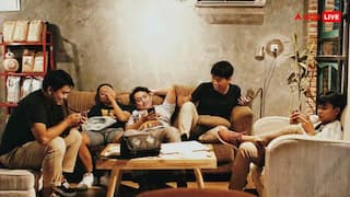 क्या होते हैं डिजिटल पादरी, जो इस देश के युवाओं के बीच काफी ज्यादा मशहूर?