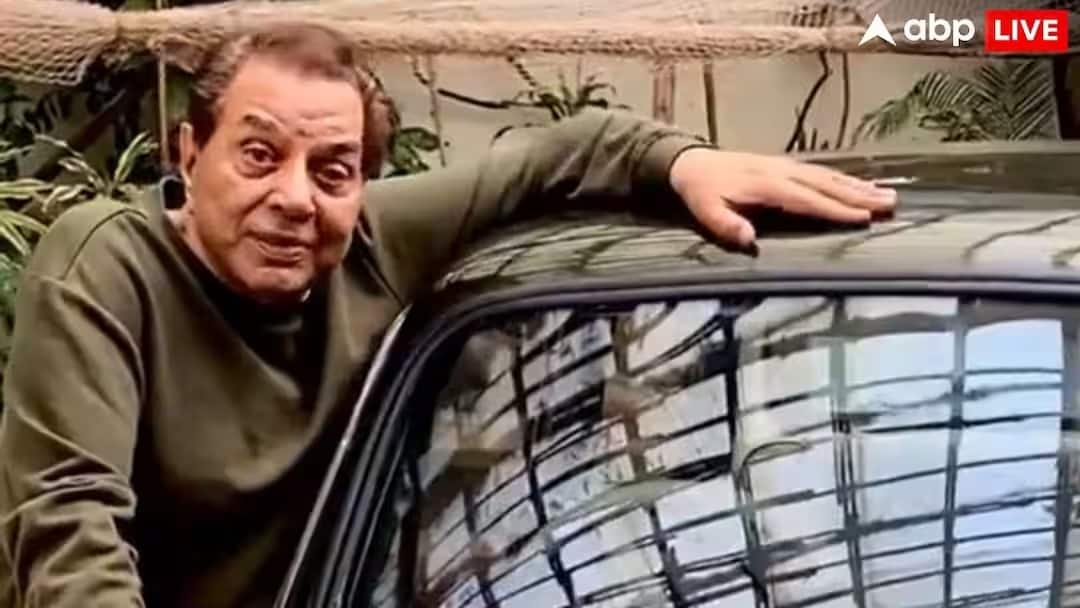 ১৮,০০০ টাকায় কিনেছিলেন, ৬৫ বছর ধরে এই ব্র্যান্ডের গাড়ি রেখেছেন ধর্মেন্দ্র 