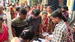 SIR-ফর্ম না পেলে কোথায় যাব? লেখা ভুল হলে কী করব? নানা প্রশ্নের উত্তর কমিশনের