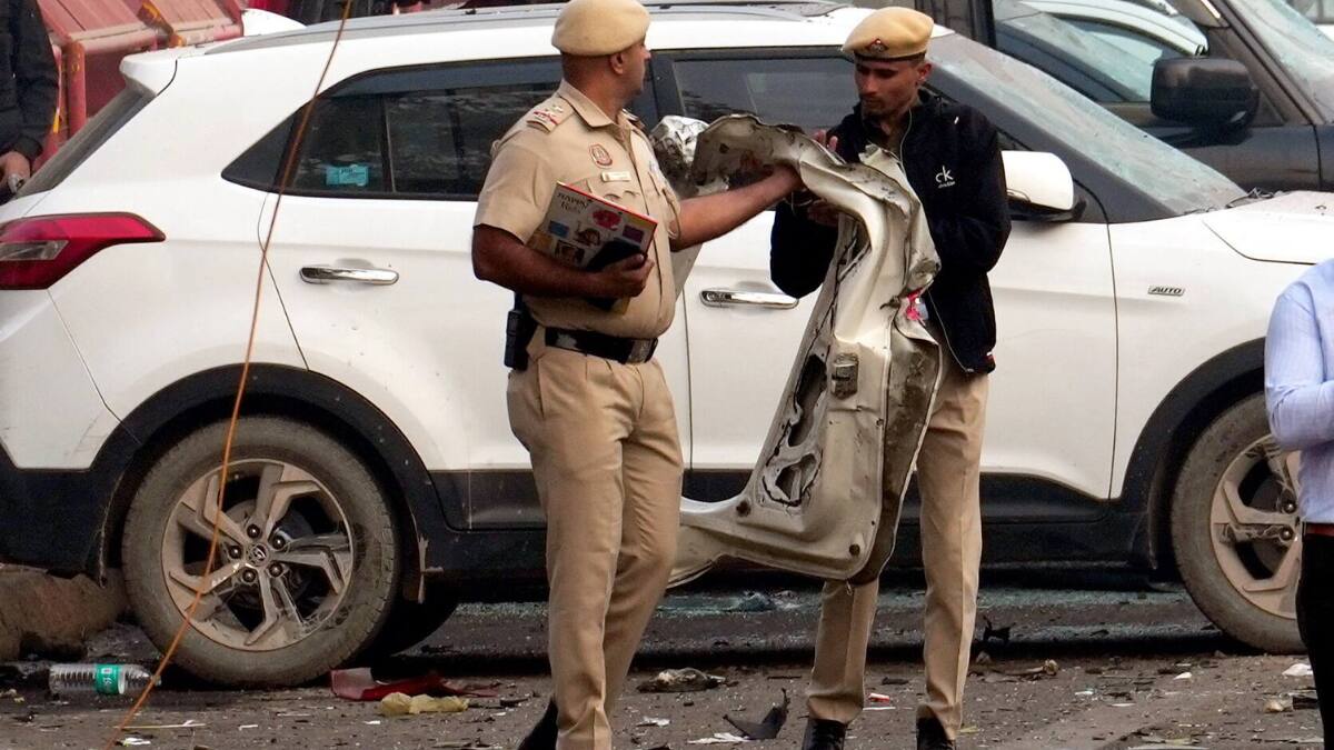 Delhi Blast Case: దీపావళి, రిపబ్లిక్ డే సమయంలో ఉగ్రదాడులకు ప్లాన్.. విచారణలో అంగీకరించిన నిందితుడు