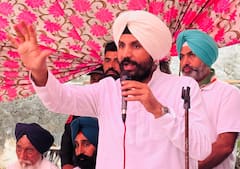 8 ਦਿਨਾਂ ਦੇ ਅੰਦਰ ਰਾਜਾ ਵੜਿੰਗ ਨੂੰ ਗ੍ਰਿਫ਼ਤਾਰ ਕਰਨ ਦੇ ਹੁਕਮ, SC ਕਮਿਸ਼ਨ ਨੇ ਕਿਹਾ- ਅਜੇ ਤੱਕ ਕਿਉਂ ਨਹੀਂ ਕੀਤਾ ਗ੍ਰਿਫ਼ਤਾਰ, ਉਹ ਰੌਬਿਨ ਹੁੱਡ ਨਹੀਂ ?