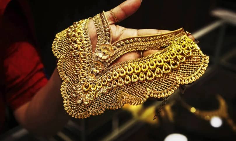 Gold Rate Nov. 19th: ஆண்டவா.! இந்த தங்கத்துக்கு ஒரு பிரேக் போடுப்பா.! ஒரே நாளில் ரூ.1,600 உயர்ந்த விலை