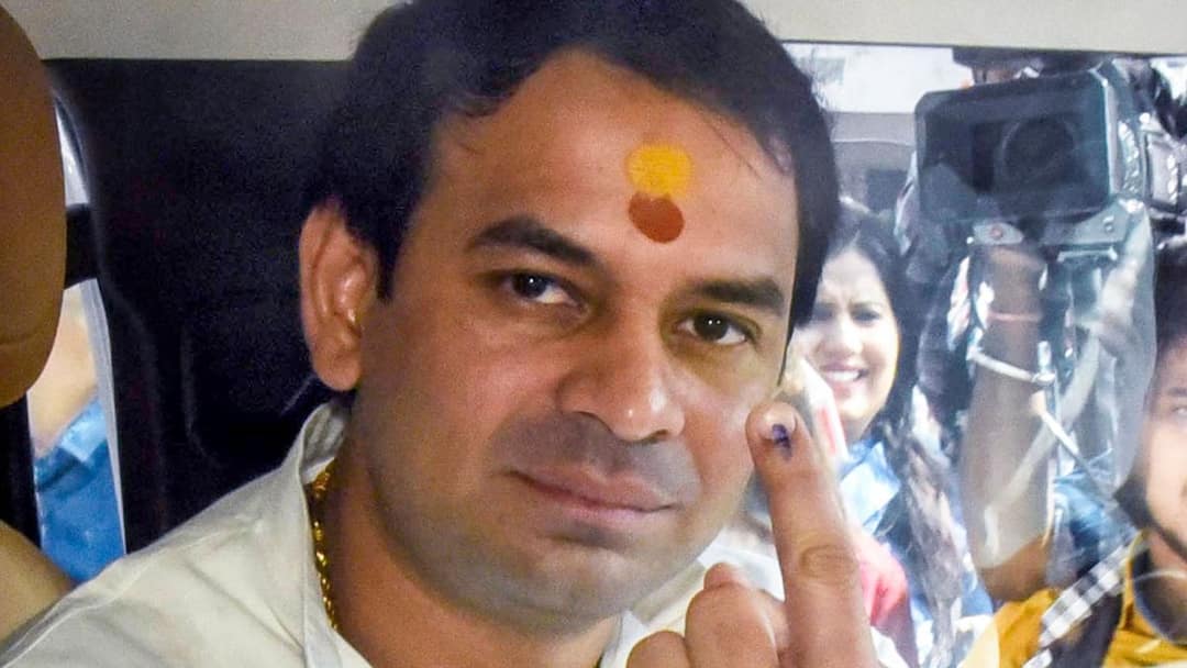 ABP Experts Exit Poll: Tej Pratap Yadav’s Fate ‘Hangs In Balance’ From Mahua, Say Experts