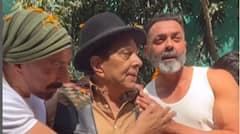 Dharmendra Discharged: ਬਾਲੀਵੁੱਡ 'ਹੀਮੈਨ' ਧਰਮਿੰਦਰ ਹਸਪਤਾਲ ਤੋਂ ਹੋਏ ਡਿਸਚਾਰਜ, ਪੁੱਤਰ ਬੌਬੀ ਦਿਓਲ ਨਾਲ ਪਹੁੰਚੇ ਘਰ; ਪਹਿਲਾ ਵੀਡੀਓ ਆਇਆ ਸਾਹਮਣੇ...