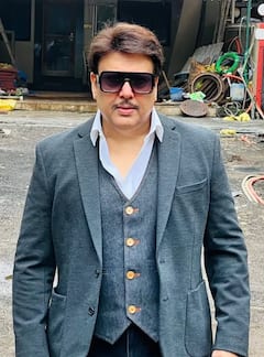 ਮਸ਼ਹੂਰ ਅਦਾਕਾਰ ਗੋਵਿੰਦਾ ਘਰ 'ਚ ਹੋਏ ਬੇਹੋਸ਼, ਕ੍ਰਿਟੀਕਲ ਕੇਅਰ 'ਚ ਜ਼ੇਰੇ ਇਲਾਜ...