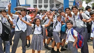 Chennai Schools Colleges Leave: தொடர் கனமழை; சென்னையில் நாளை பள்ளி, கல்லூரிகளுக்கு விடுமுறை அறிவித்த ஆட்சியர்