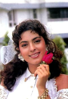 Birthday Special: जूही चावला की ये 5 हिट फिल्में ओटीटी पर देख आएगा मजा, बॉक्स ऑफिस पर गाड़ दिए थे झंडे