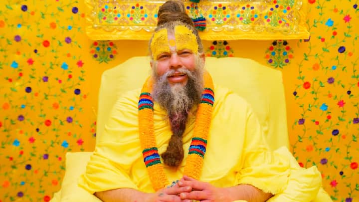 कई लोग अपने जीवन में बेहतर बदलावों के लिए रत्न पर काफी भरोसा करते हैं. ज्योतिषाचार्य से परामर्श लेते हैं कि, हाथों में कौन सा रत्न या अंगूठी धारण करें. लेकिश्रीन क्या वाकई में अंगूठी धारण करने से कुछ होता है? जानिए प्रेमानंद महाराज से.