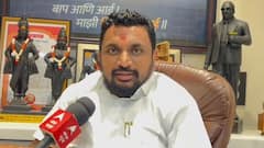 'ज्यांनी माझी हकालपट्टी म्हटलं, त्यांनाच सणसणीत चपराक दिली' आमदार अमोल मिटकरींचा फडणवीसांची 'ती' शायरी म्हणत खोचक टोला